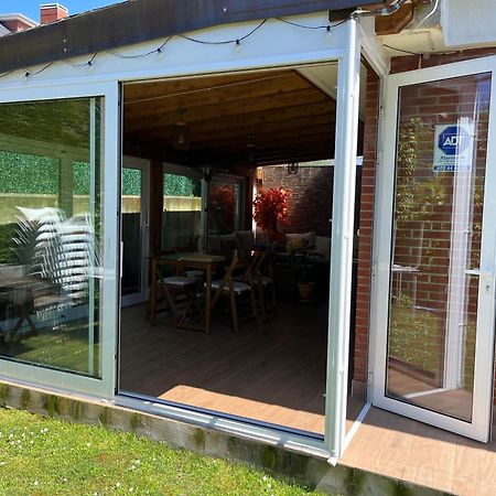 Habitaciones En Chalet Con Jardin Boo De Pielagos Exterior photo