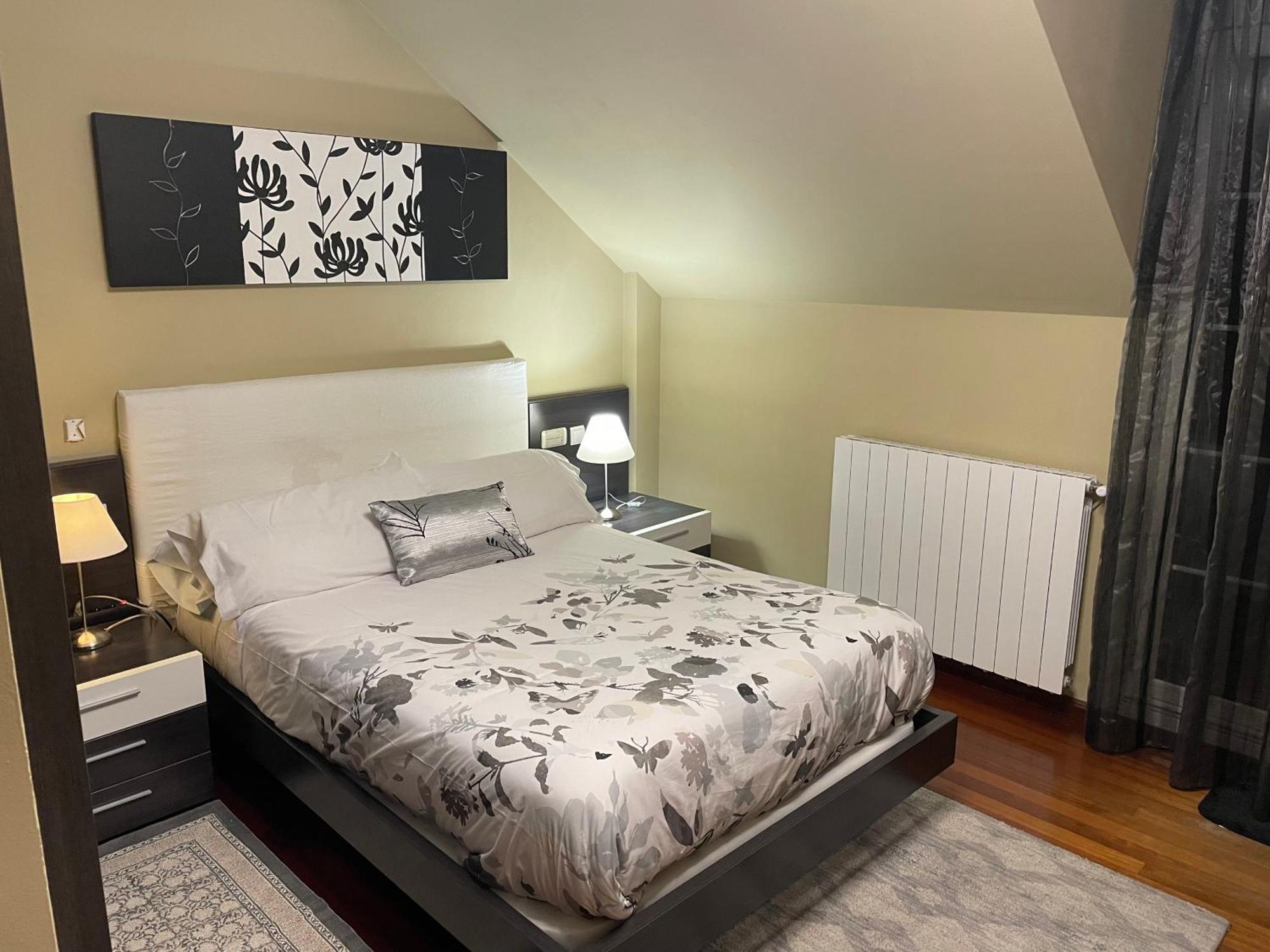 Habitaciones En Chalet Con Jardin Boo De Pielagos Exterior photo