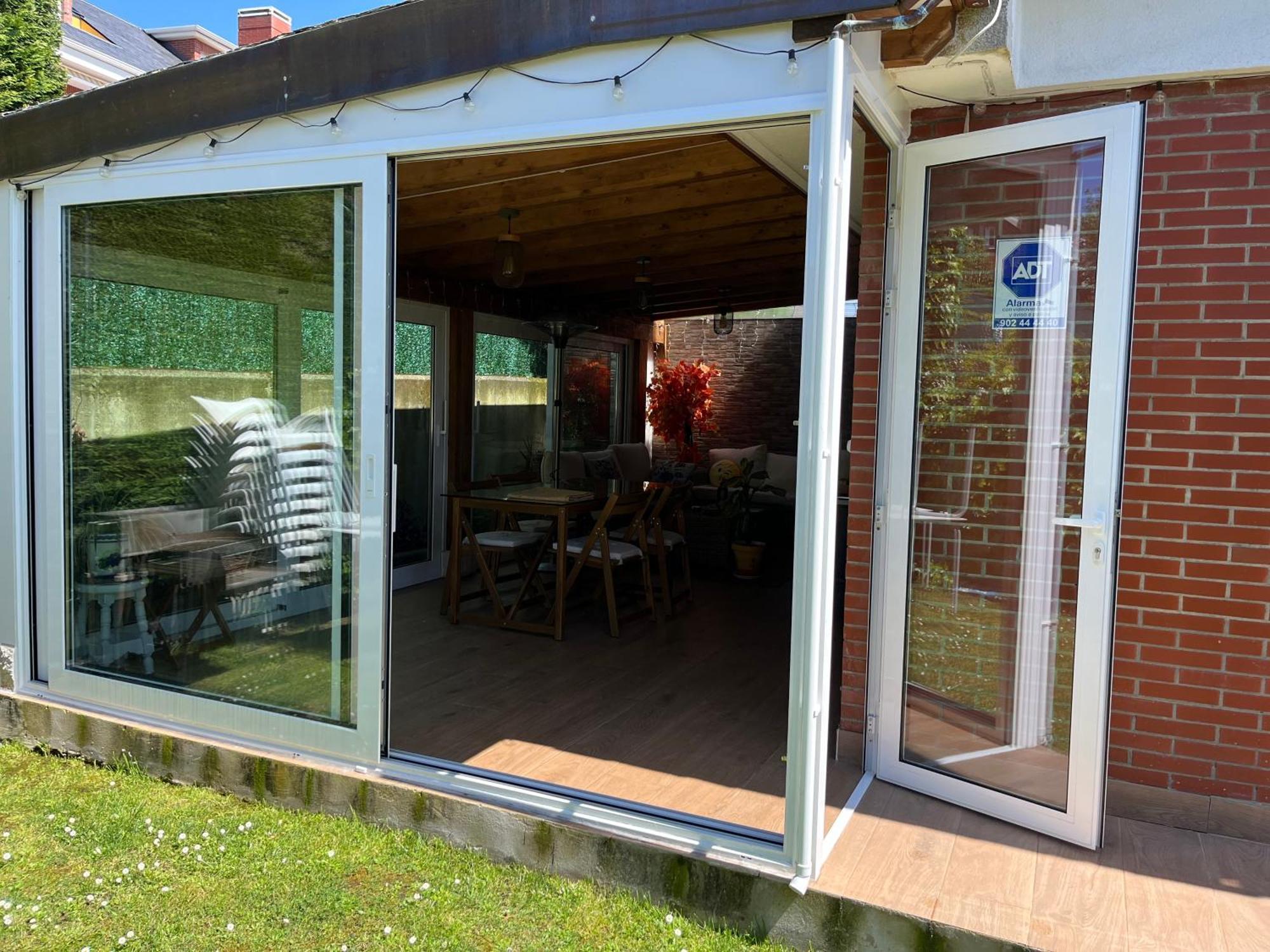 Habitaciones En Chalet Con Jardin Boo De Pielagos Exterior photo